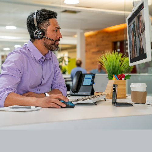 Voyager_Focus_2_Lifestyle_Office_Video